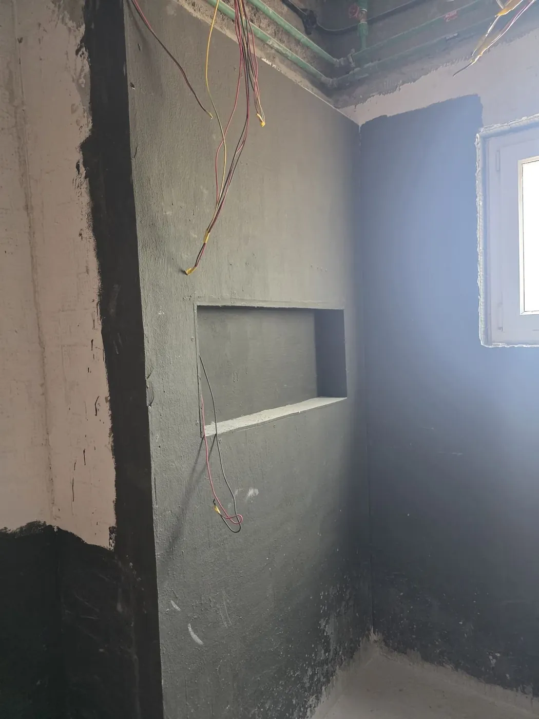 Electrical maintenance and installation services in Dubai project by Fixmania
