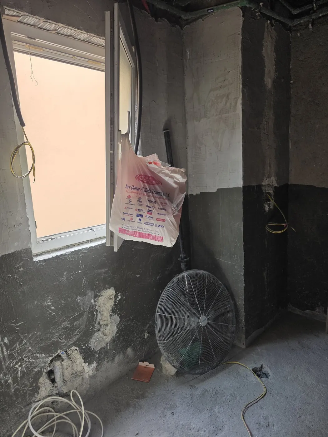 Room preparation with building materials before finishing